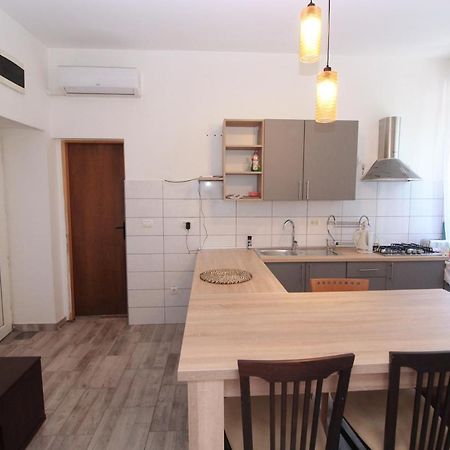 Se-Na Appartamento Pola Esterno foto